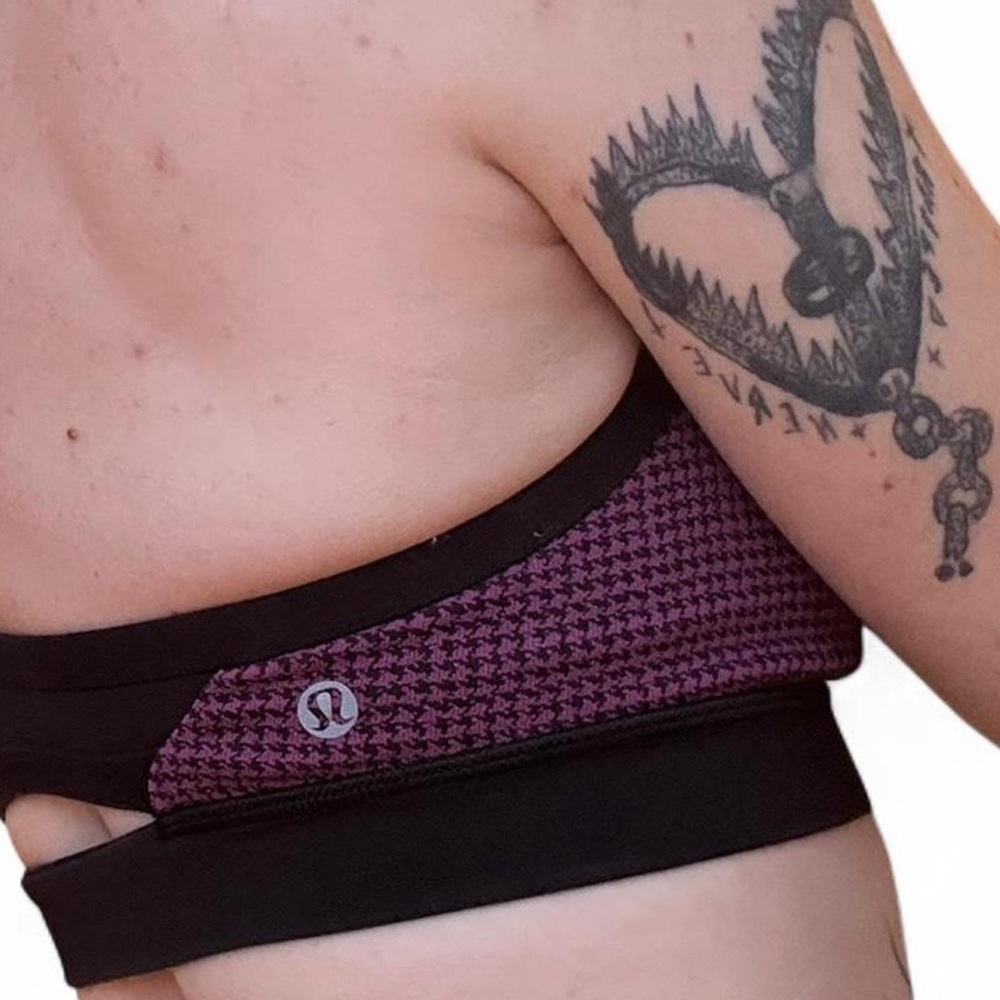 Vintage Lululemon Purple & Black Houndstooth Sports Bra – Size Small